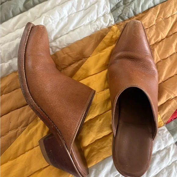 Cobra Rock Leather Mules for Women - Picture 3 of 10